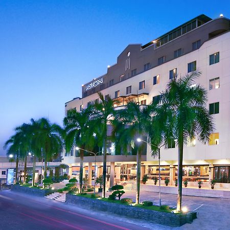 Aston Karimun City Hotel Tanjung Balai Karimun Esterno foto