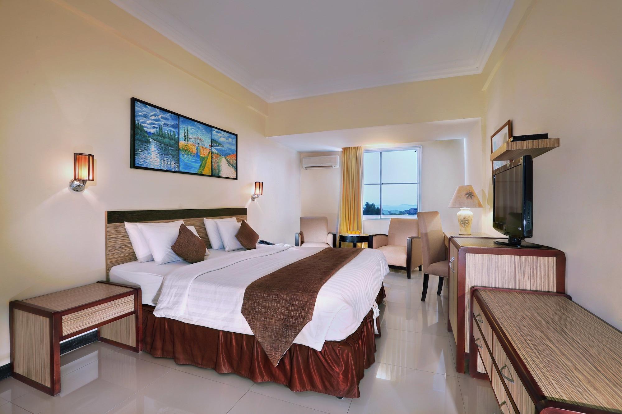 Aston Karimun City Hotel Tanjung Balai Karimun Esterno foto
