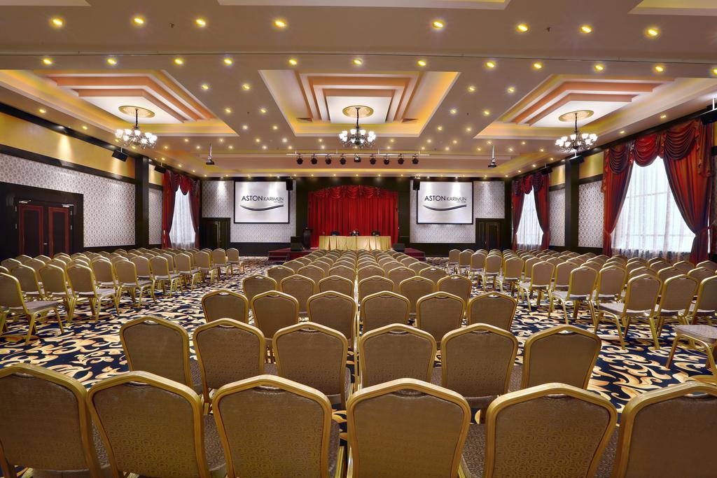 Aston Karimun City Hotel Tanjung Balai Karimun Esterno foto